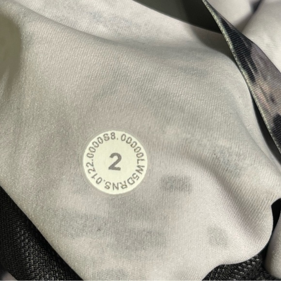 Lululemon high waisted Base Pace High-Rise Tight leggings 25" - Picture 5 of 12